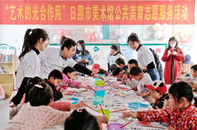 家门口看美术展成时尚(图3)