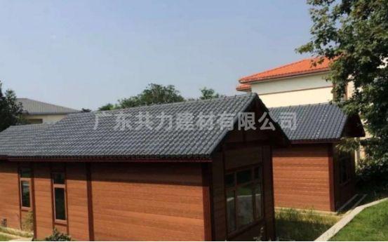 隔热黑科技燃爆夏日！树脂瓦为建筑披上“防晒衣(图1)