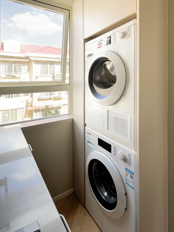 kaiyun：30㎡长条户型靠日式工艺让独居女生过上“隐士生活”(图8)