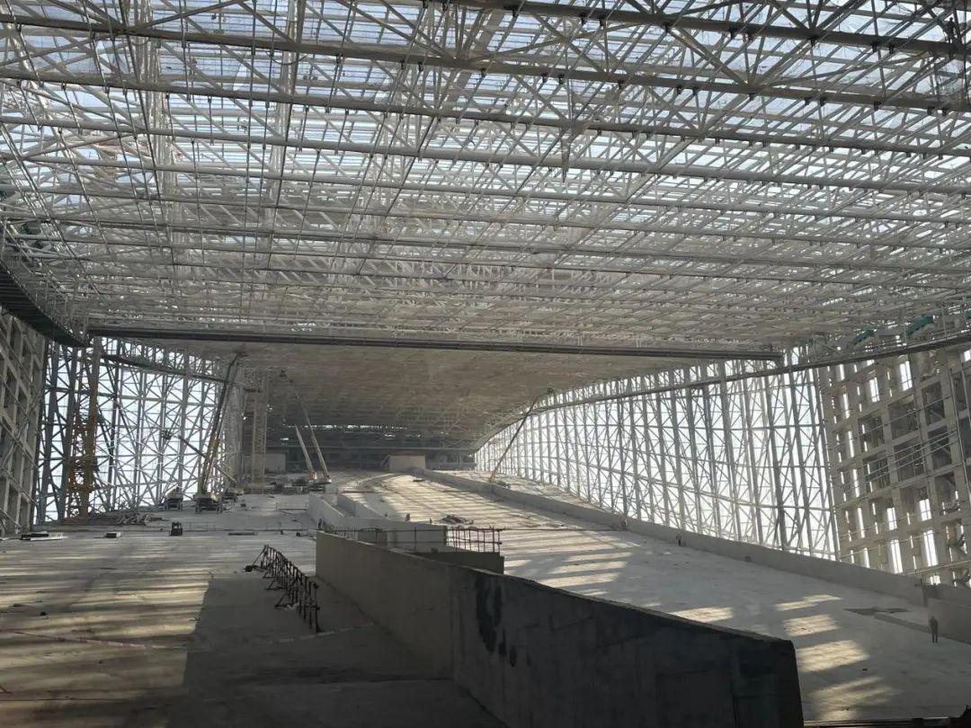 今年开业！全球最大室内滑雪场、书城湾区城、乐高乐园进展来了(图1)