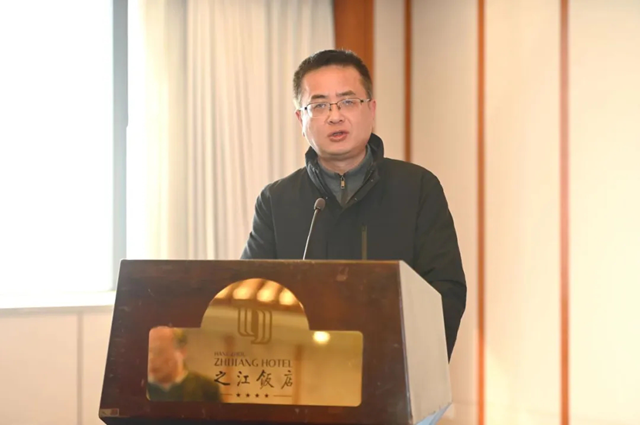 kaiyun：2024年浙江省建筑幕墙发展技术交流会在杭州召开(图1)