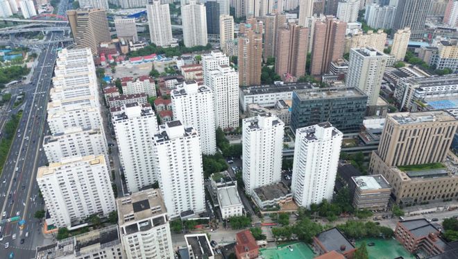 江河集团(601886SH)：建筑装饰板块2024年度累计中标金额约27049亿元同比增长468%(图1)