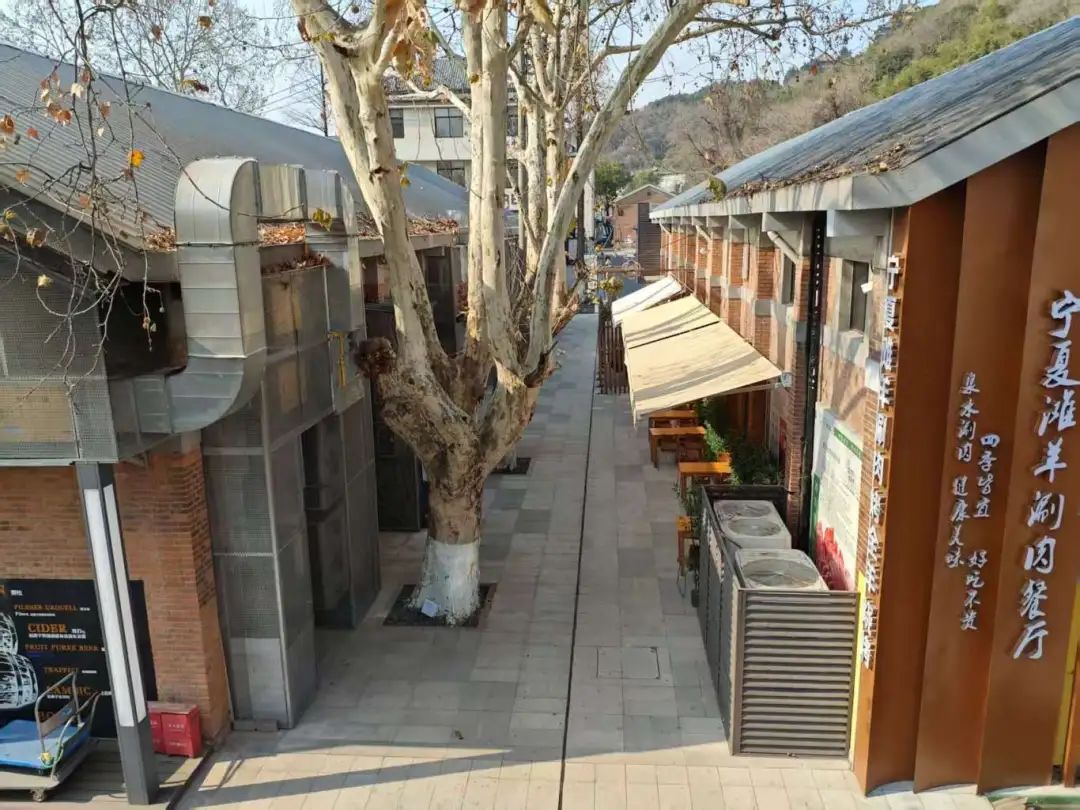 kaiyun入口：老空间成为新热土探访城市更新生产类项目蝶变之路(图1)