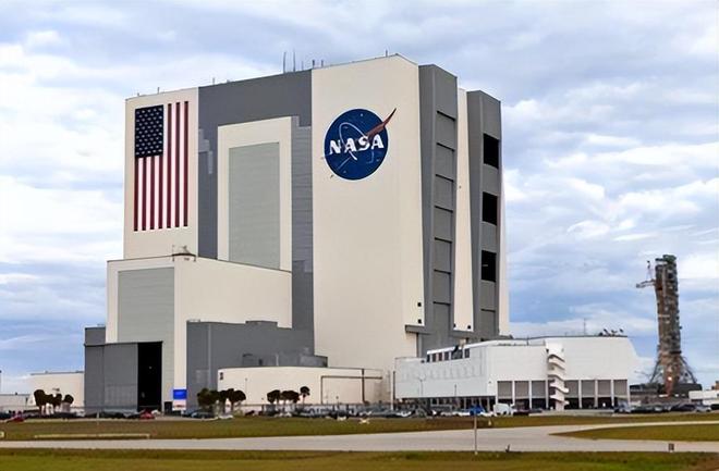 中美月球争霸NASA局长不安：若中国领先美国将彻底颜面扫地！(图19)