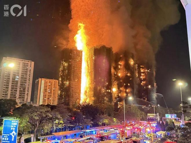最初发现只有一点结果连烧八大楼！目击者：一栋栋烧烧到爆炸(图6)