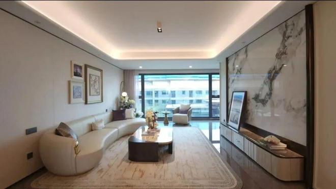 kaiyun：朝鲜神秘的柳京饭店建成30年却不营业！大楼里究竟是做什么的？(图42)