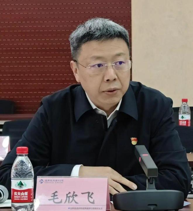 kaiyun：党建引领聚合力政策赋能促发展——中装协第二党支部赴新兴建筑开展党建联建主题日活动(图6)