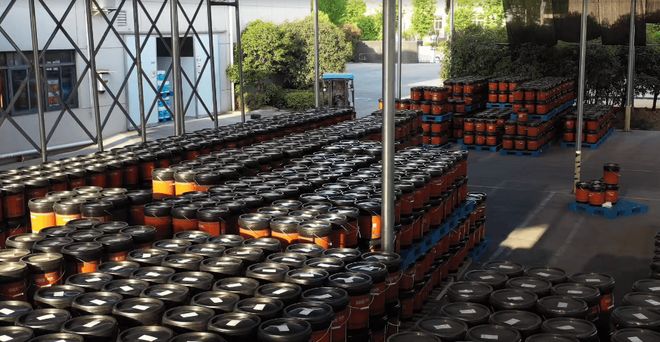 外墙仿石漆实测测评源头厂家硬核品质实测(图1)